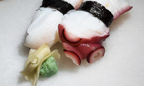 Tako / Cooked Octopus Nigiri 2pcs