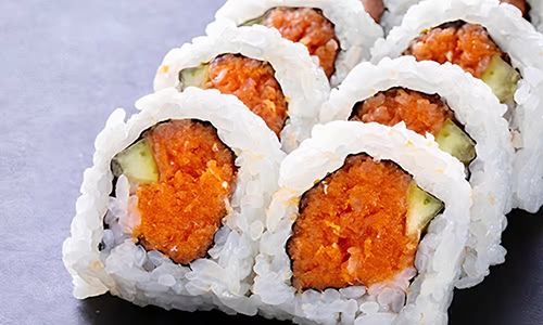 Spicy Tuna Roll*